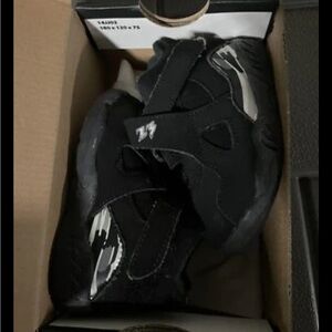Jordan 8 Retro sneakers baby Infant Size 5 Black And White